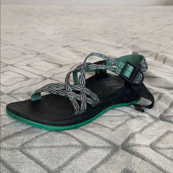 💙Kid’s or Woman’s Ecotred Chacos 💙 - Picture 4 of 14